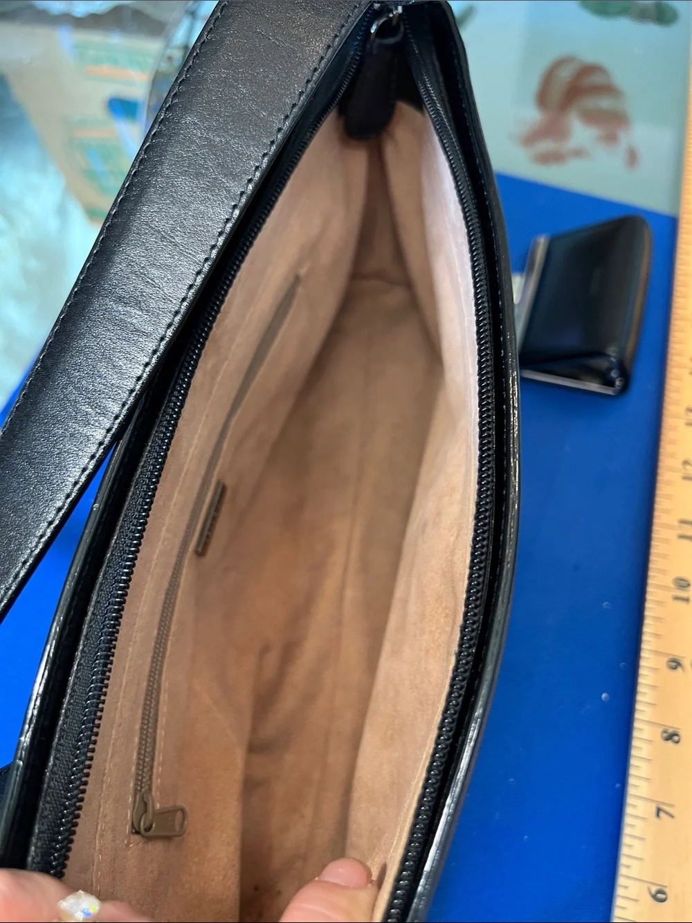 Oroton Black Leather Crossbody Messenger Bag